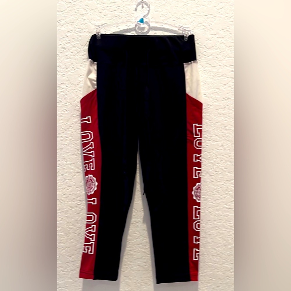 Under the knee leggings
With side poquets
Size small